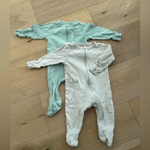 Old Navy Footie Sleepers - 2